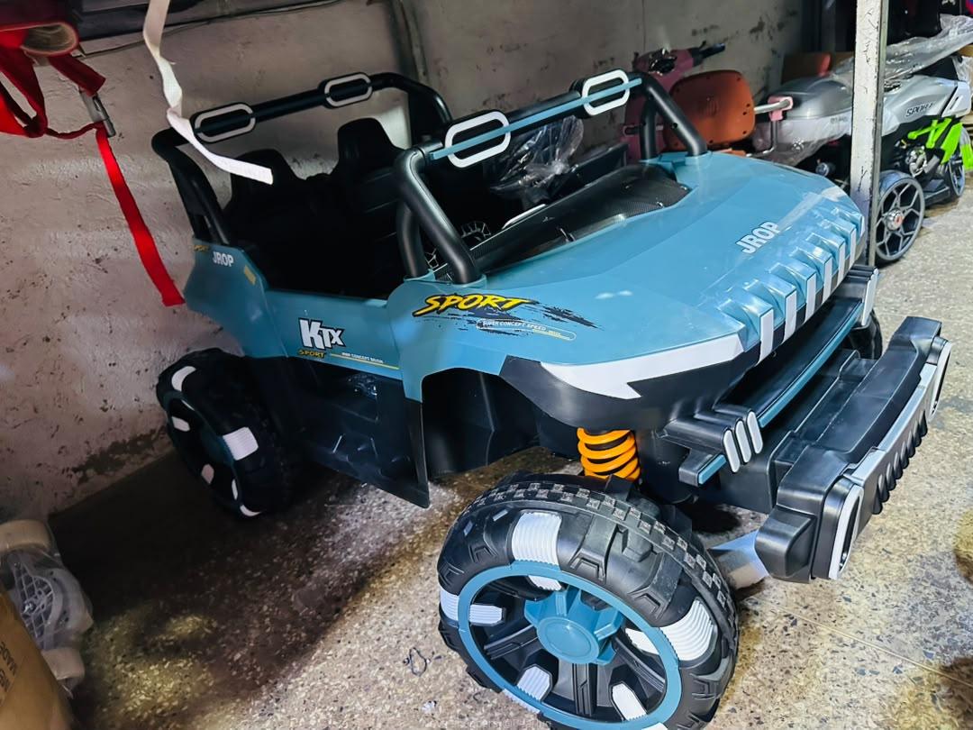 Rechargeable kid motorcars